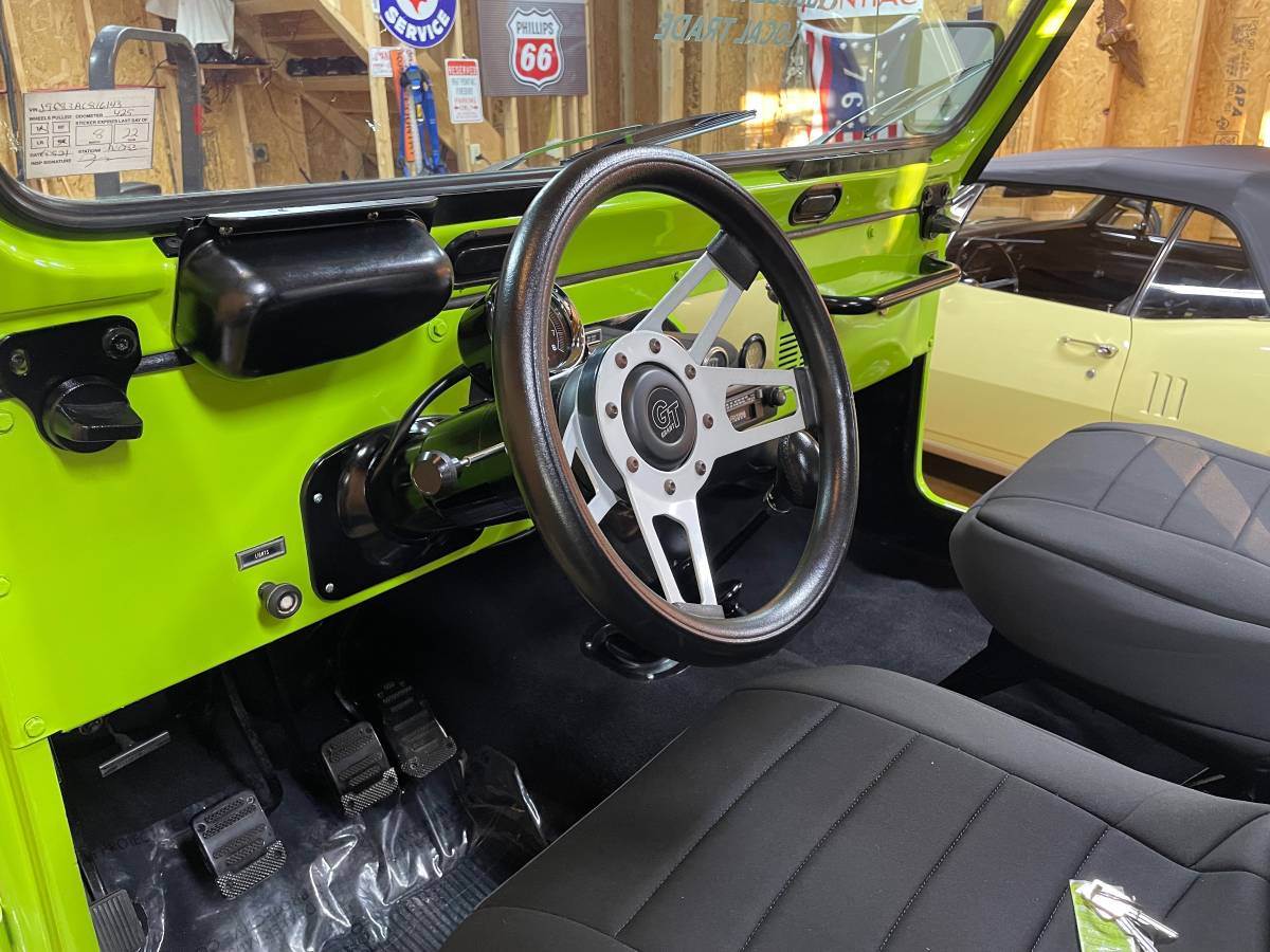 Jeep-cj5-custom-1979-green-7