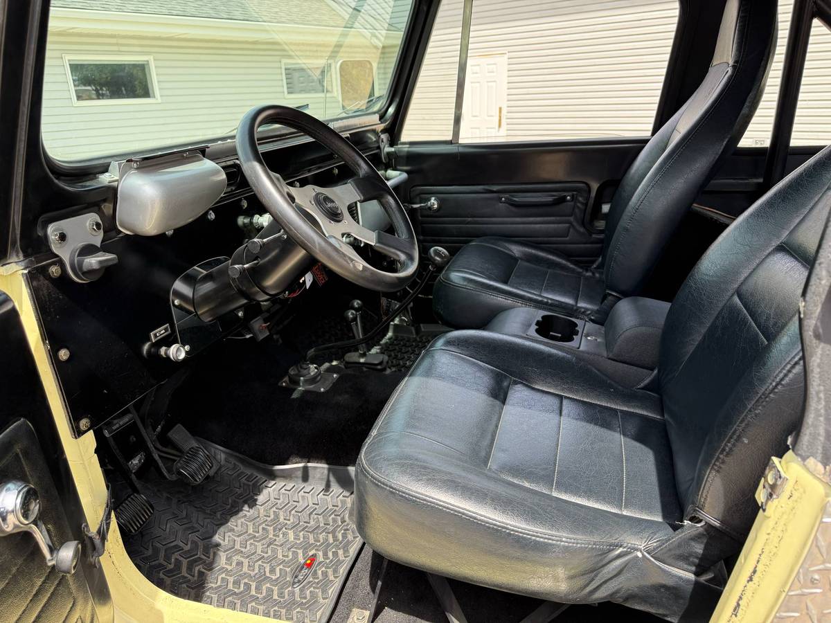 Jeep-cj7-1977-yellow-10