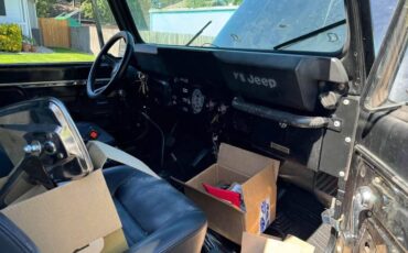 Jeep-cj7-1982-black-1