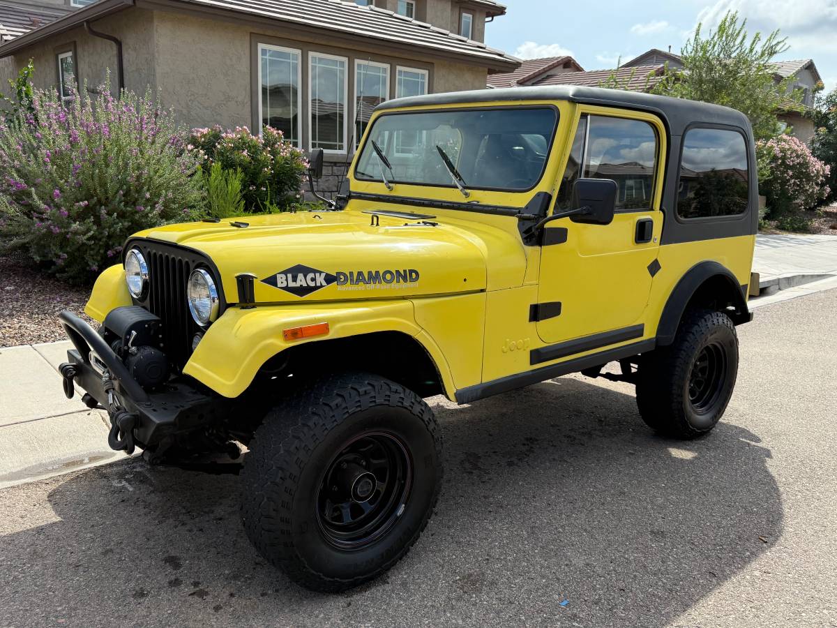 Jeep-cj7-1985-1