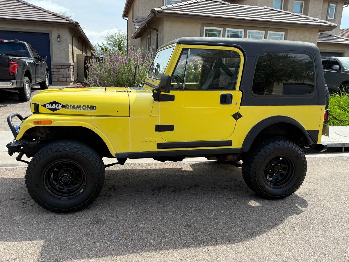 Jeep-cj7-1985-11