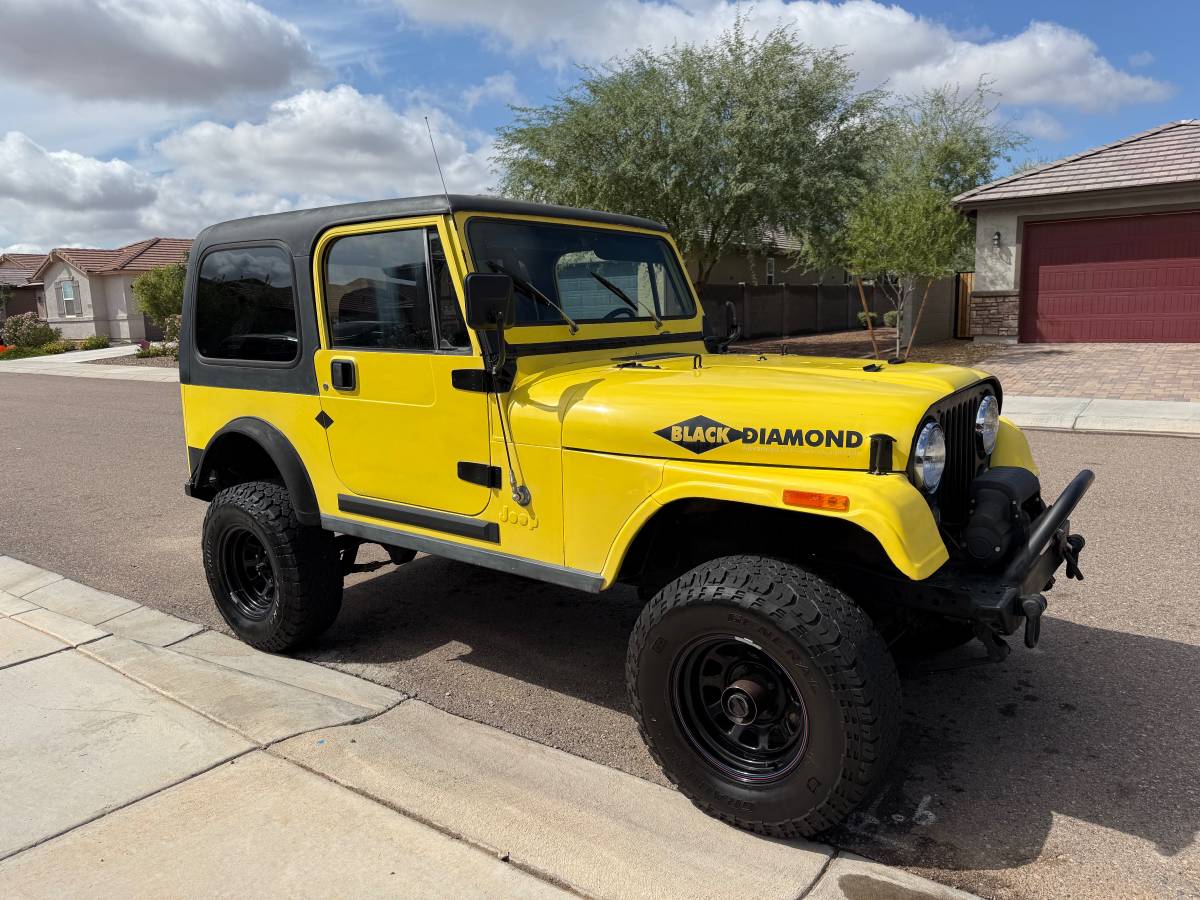 Jeep-cj7-1985-8