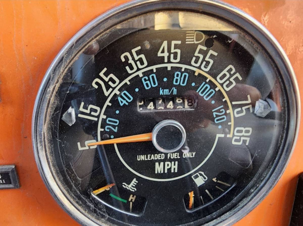 Jeep-cj8-scrambler-1981-orange-10