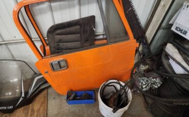 Jeep-cj8-scrambler-1981-orange-5