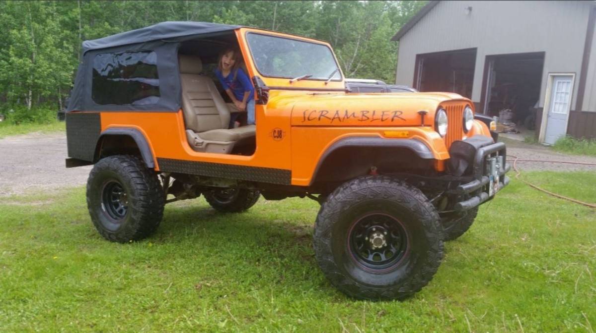 Jeep-cj8-scrambler-1981-orange