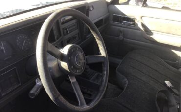 Jeep-comanche-1988-grey-10