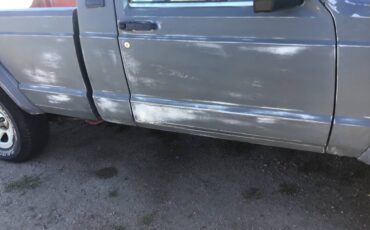 Jeep-comanche-1988-grey-2