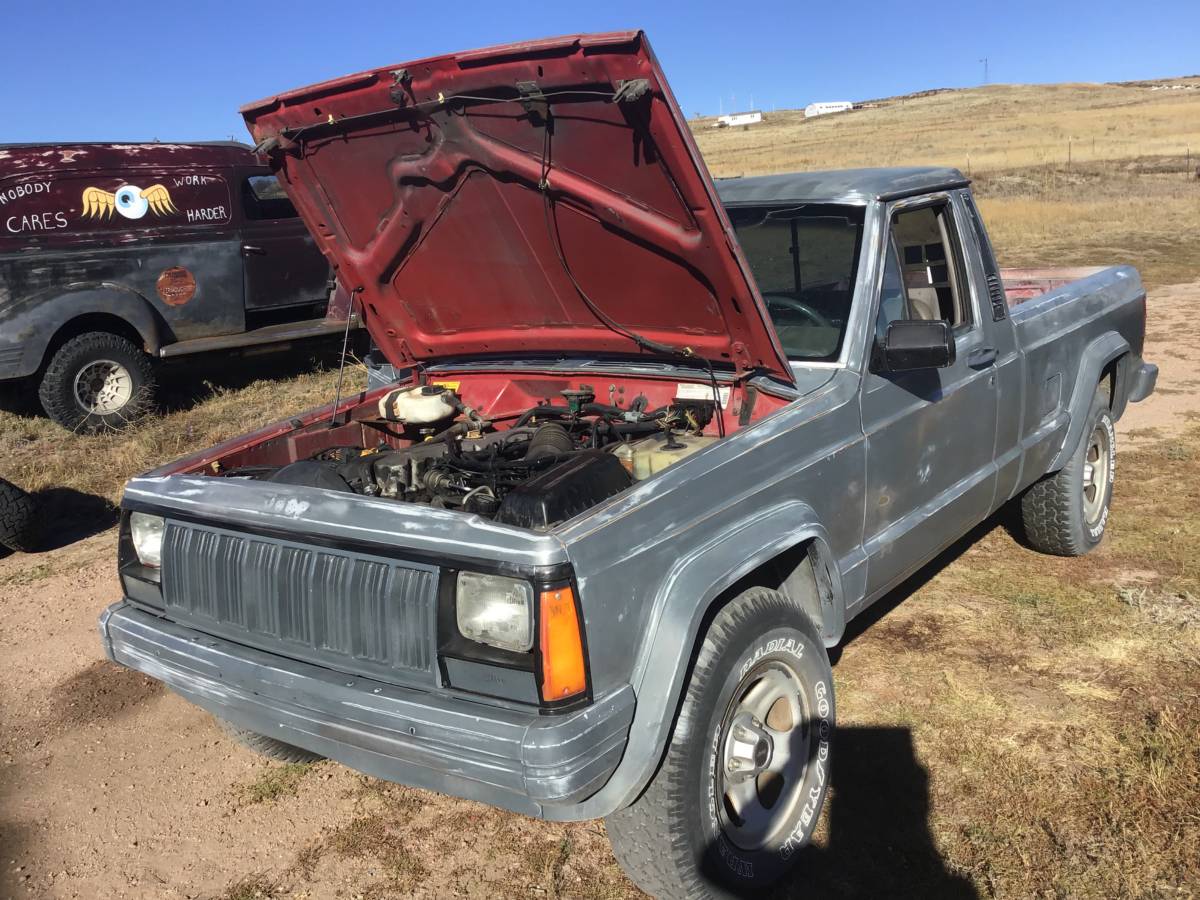 Jeep-comanche-1988-grey-5