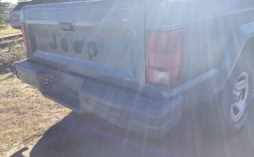 Jeep-comanche-1988-grey-6