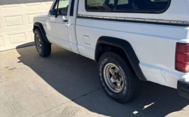 Jeep-comanche-1989-white-1