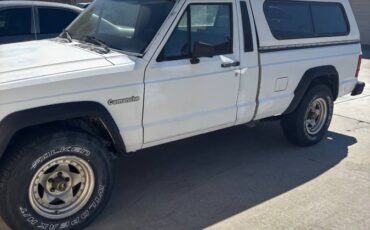 Jeep-comanche-1989-white-3