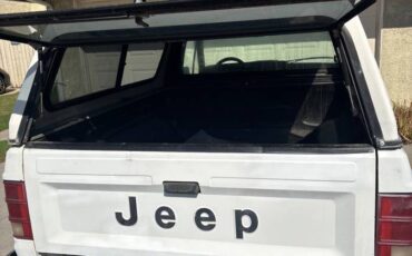 Jeep-comanche-1989-white-7