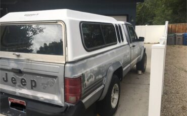 Jeep-comanche-long-bed-pioneer-edition-1991-grey-2