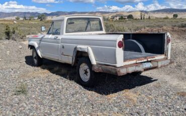 Jeep-gladiator-1966-white-1