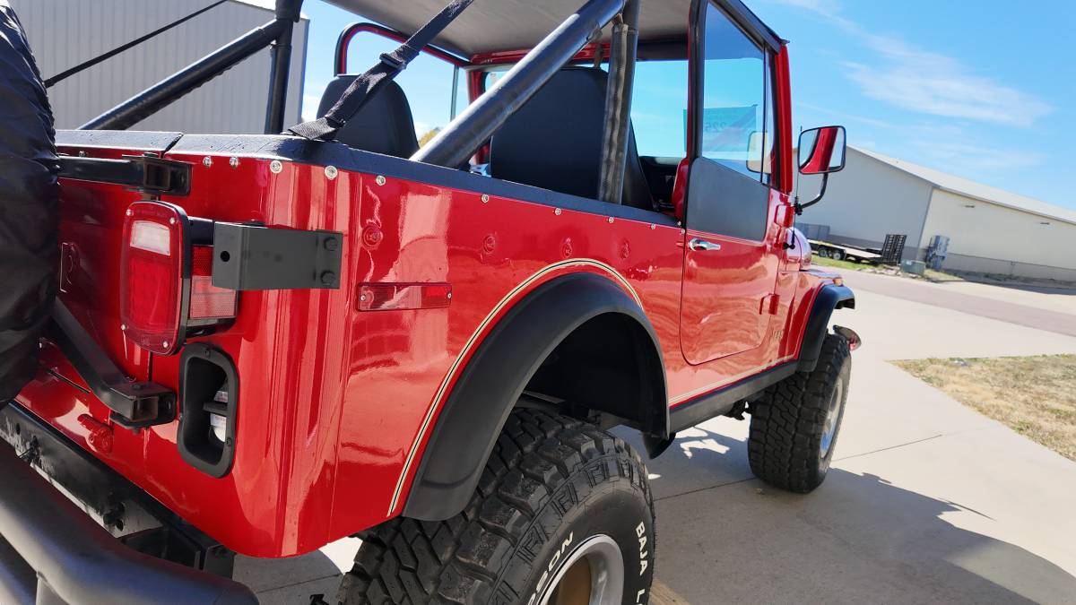 Jeep-golden-eagle-1978-5