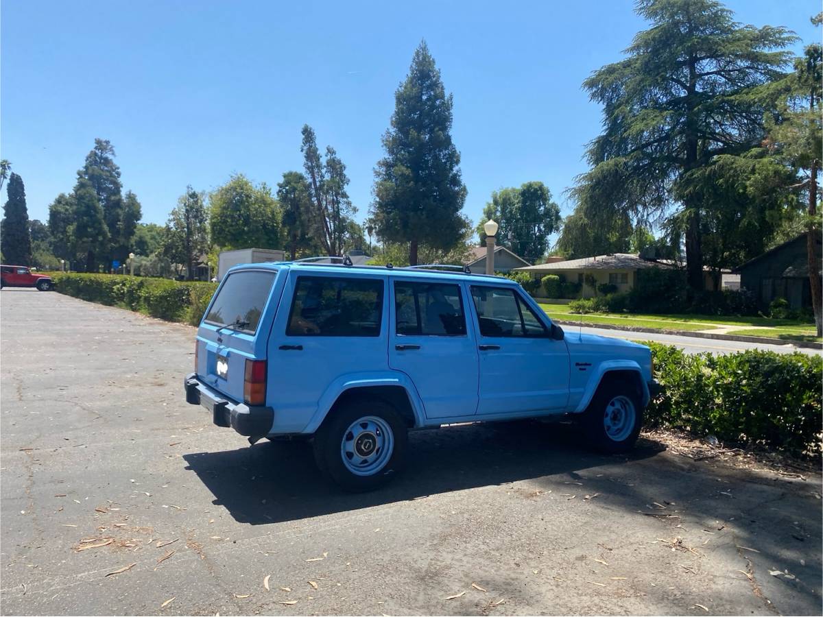 Jeep-grand-cherokee-1989-blue-1