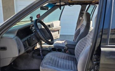Jeep-grand-cherokee-1993-black-3