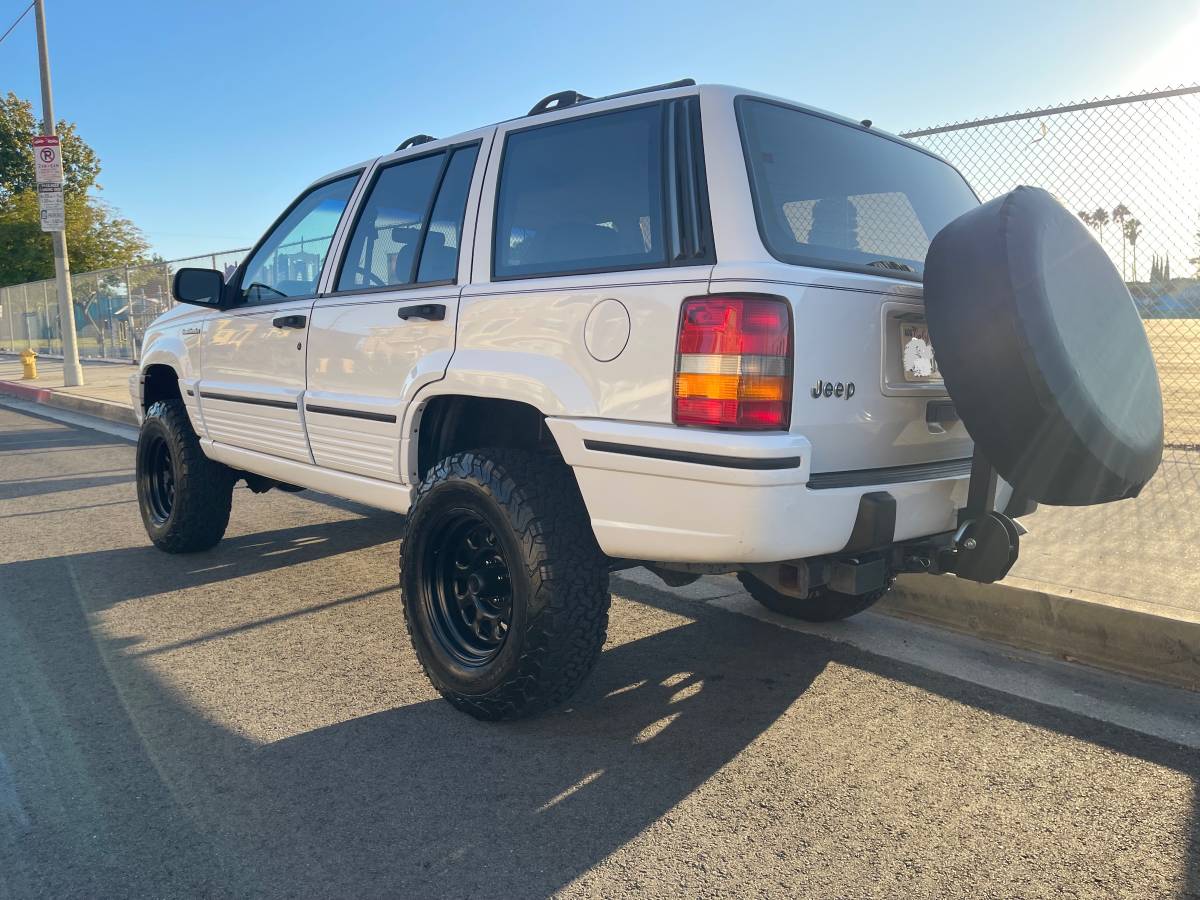 Jeep-grand-cherokee-1994-white-1