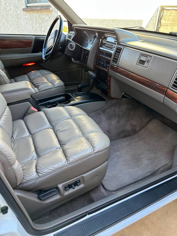 Jeep-grand-cherokee-1994-white-10
