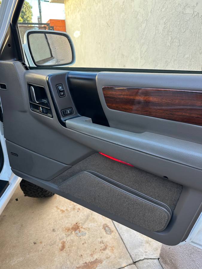Jeep-grand-cherokee-1994-white-12