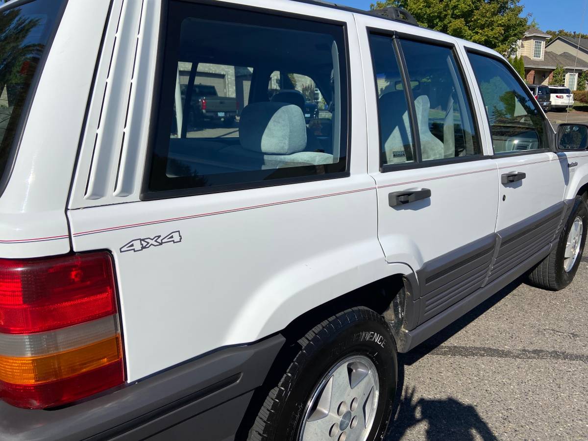 Jeep-grand-cherokee-1995-12