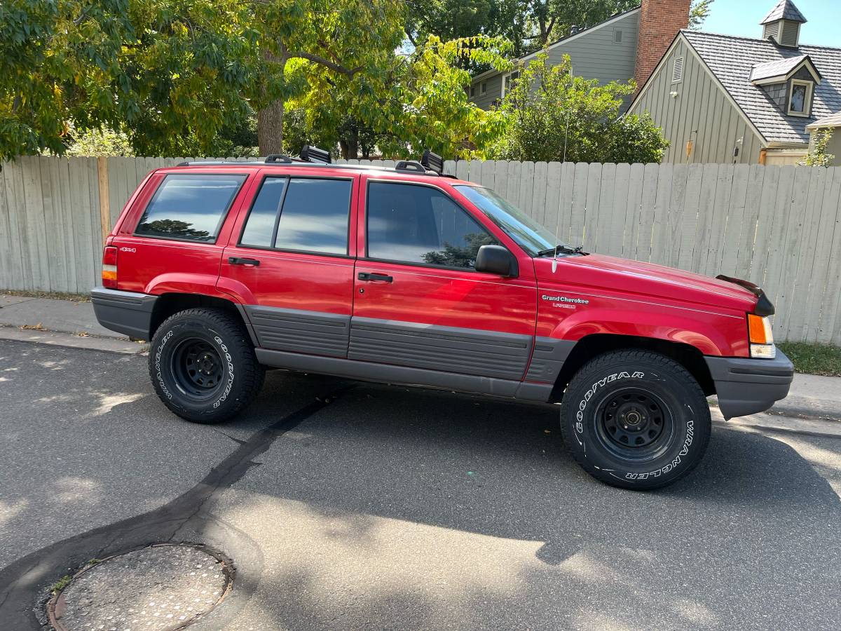 Jeep-grand-cherokee-laredo-1994-red-9