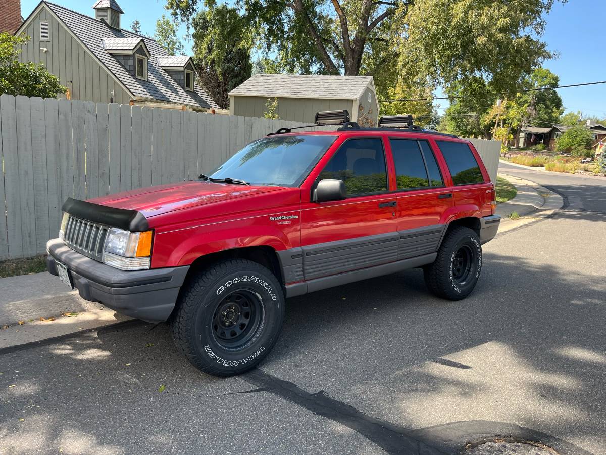 Jeep-grand-cherokee-laredo-1994-red