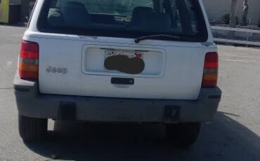 Jeep-grand-cherokee-laredo-1994-white-11
