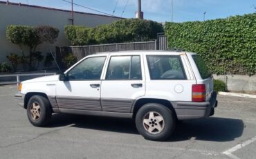 Jeep-grand-cherokee-laredo-1994-white