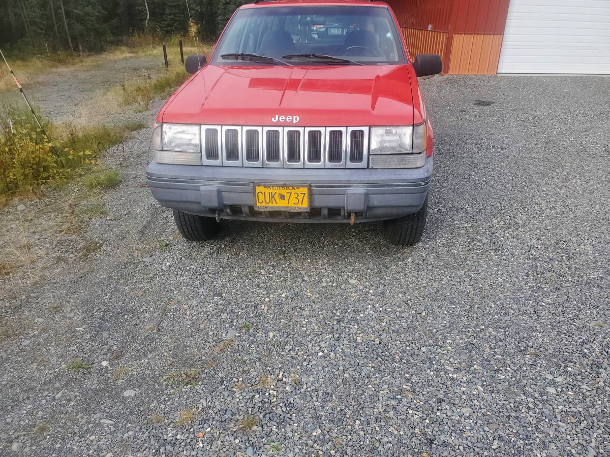 Jeep-grand-cherokee-laredo-4x4-1993-2