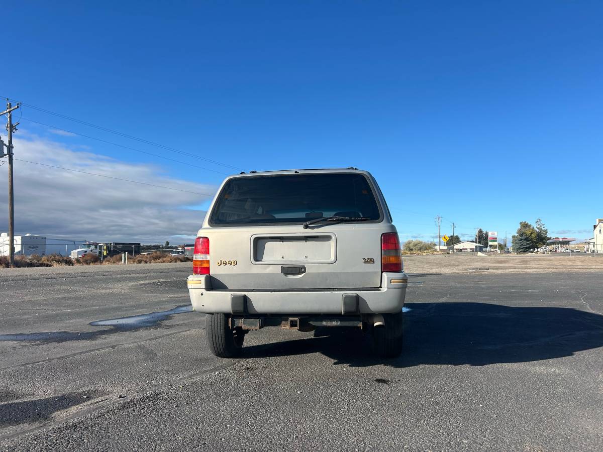 Jeep-grand-cherokee-limited-1994-silver-3