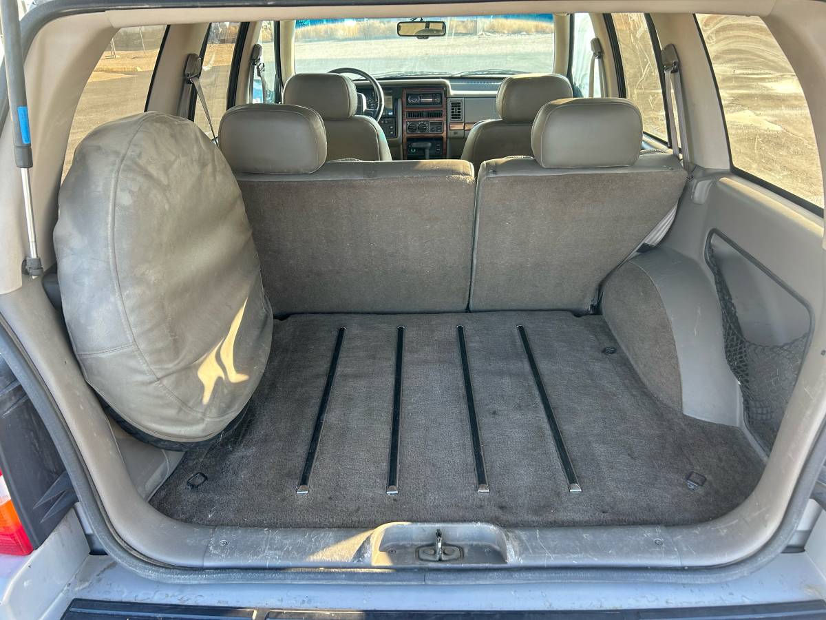 Jeep-grand-cherokee-limited-1994-silver-4