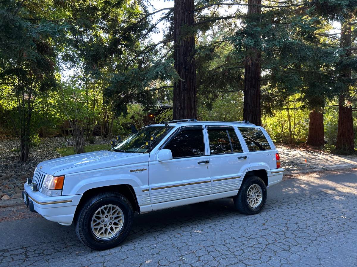 Jeep-grand-cherokee-limited-1995-white-3