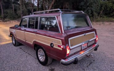 Jeep-grand-wagoneer-1985-red-13