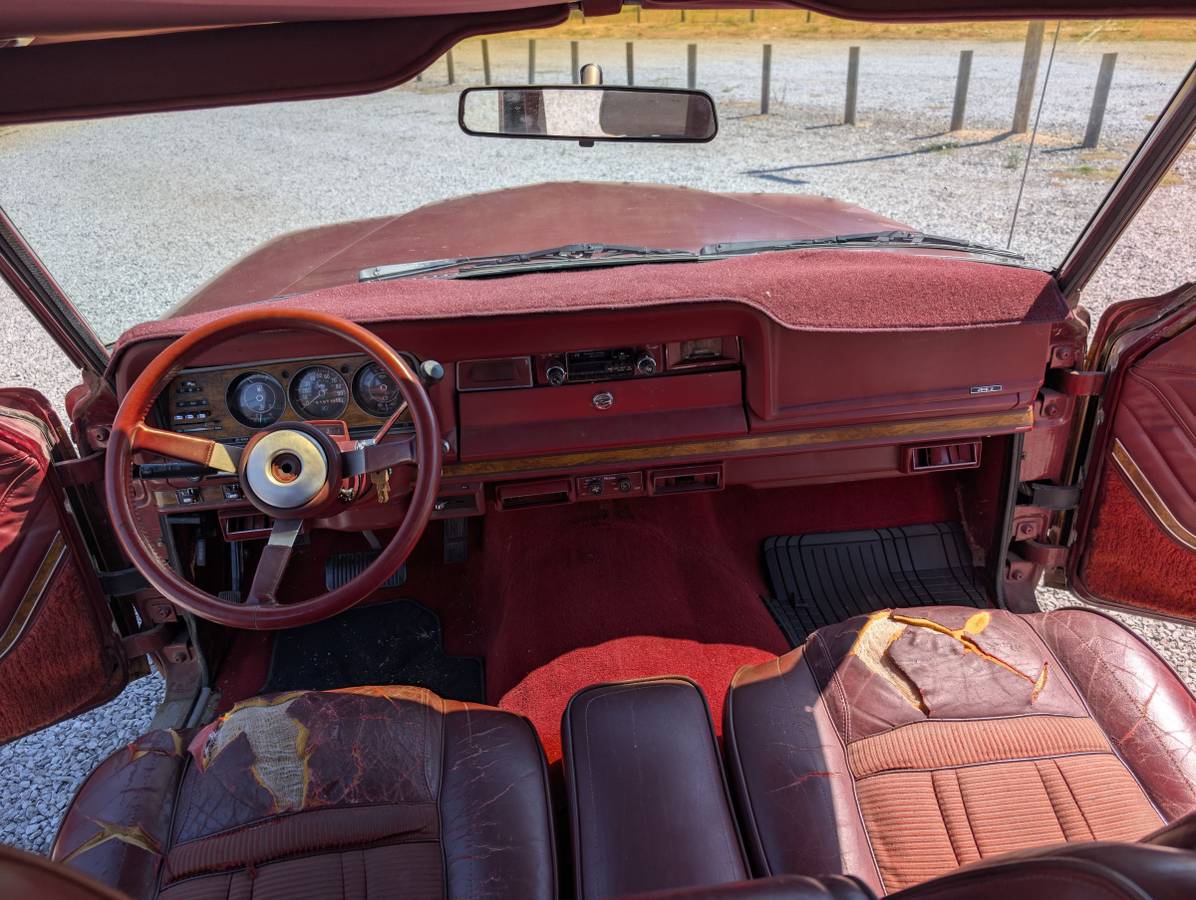 Jeep-grand-wagoneer-1985-red-2