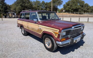 Jeep-grand-wagoneer-1985-red