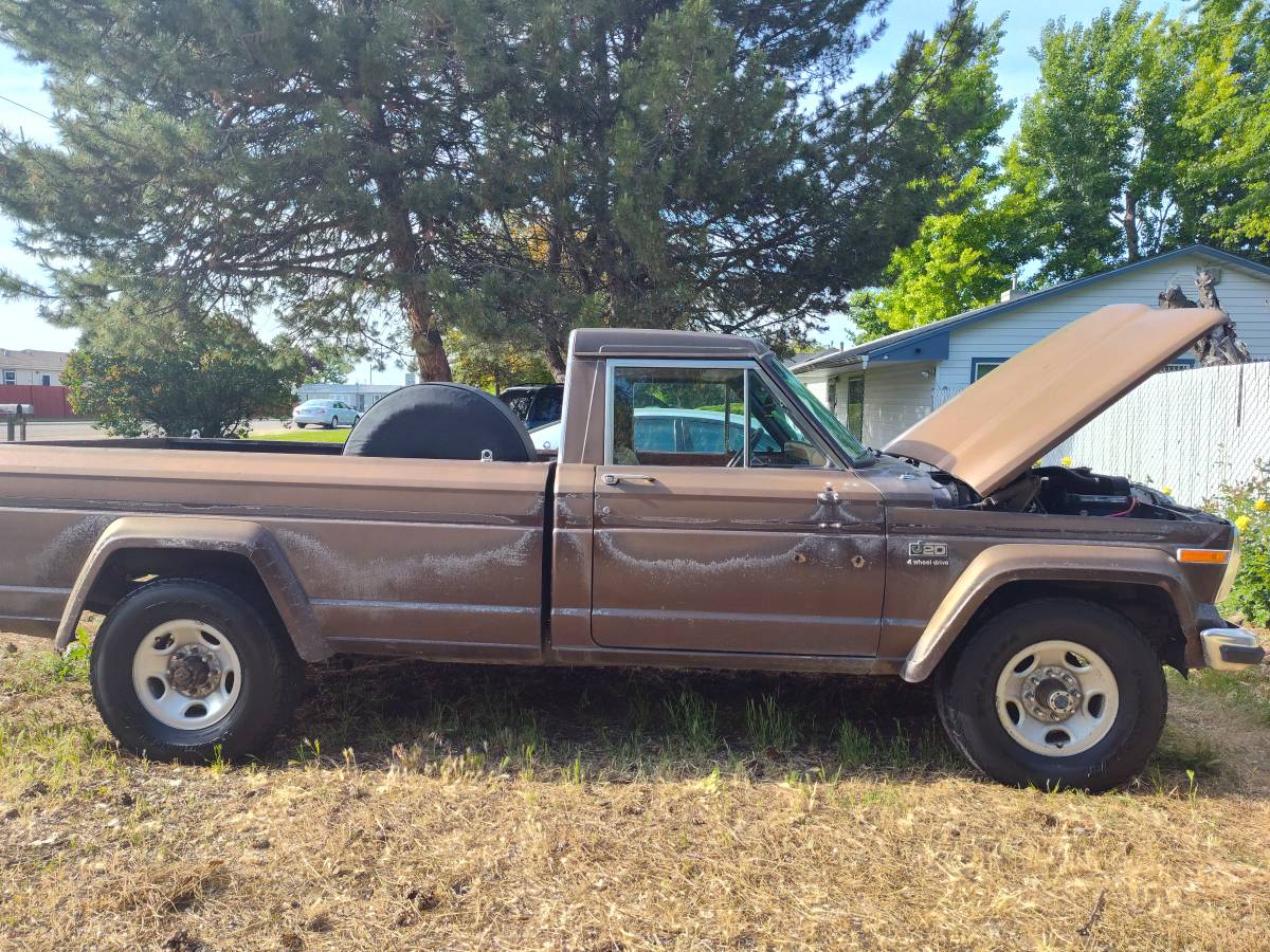 Jeep-j20-1986-brown