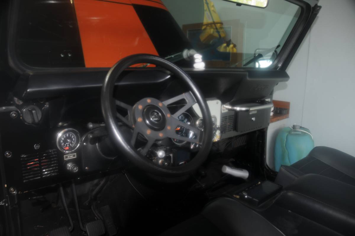 Jeep-renegade-cj5-1980-black-8