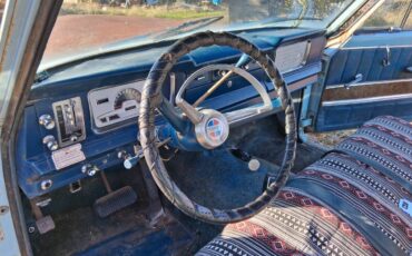 Jeep-wagoneer-1972-11