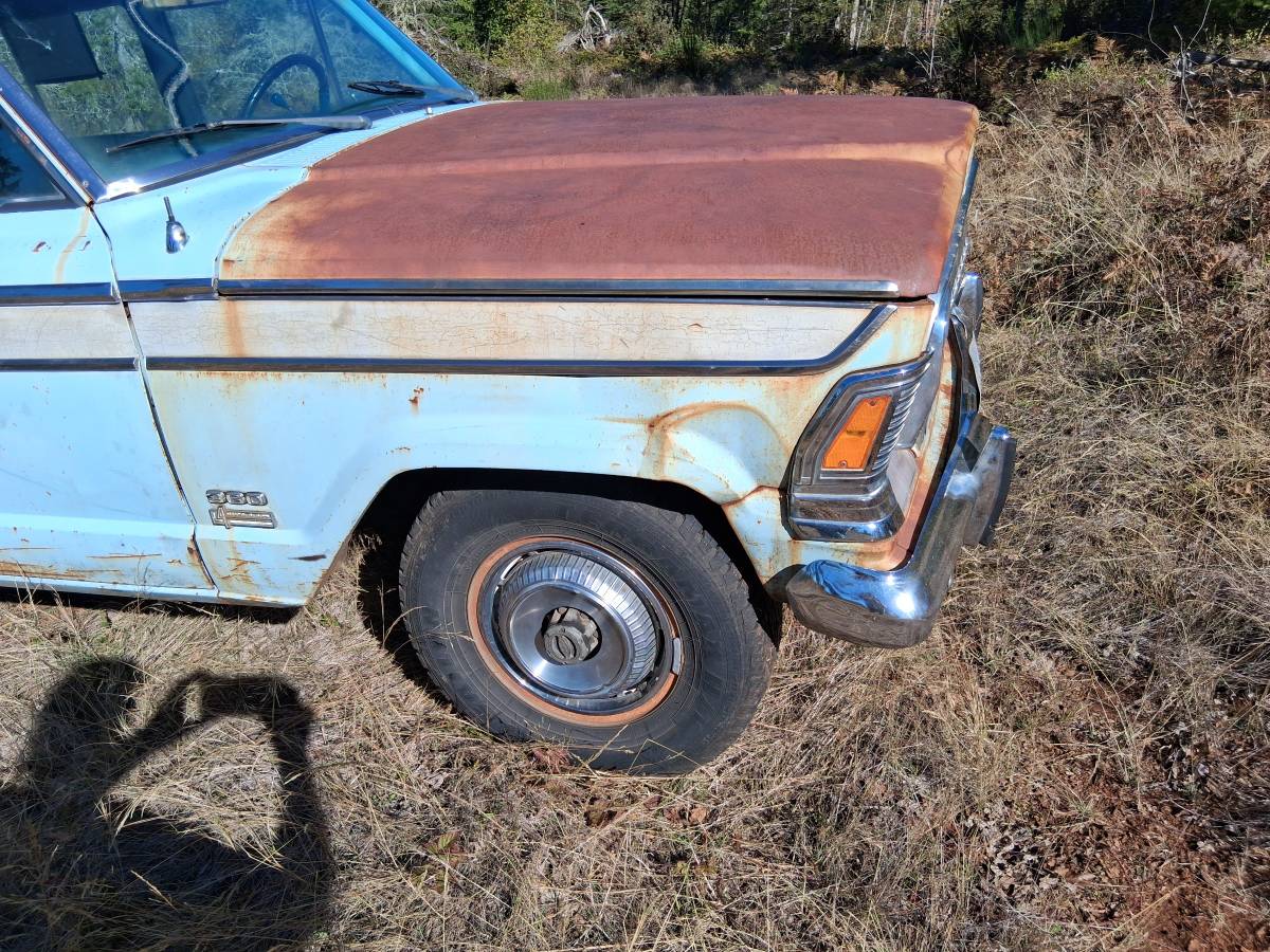 Jeep-wagoneer-1972-15