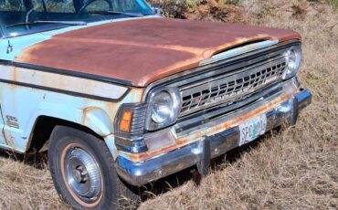 Jeep-wagoneer-1972-3