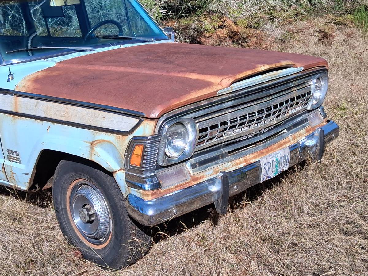 Jeep-wagoneer-1972-3