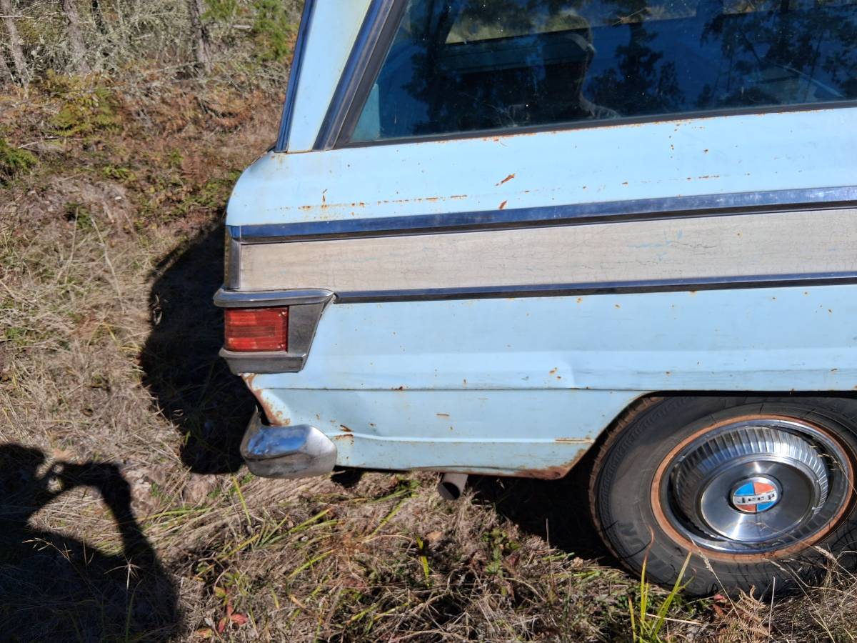 Jeep-wagoneer-1972-4