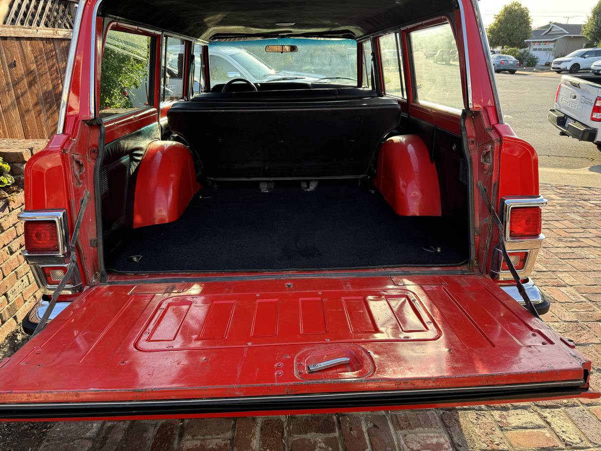 Jeep-wagoneer-1977-10
