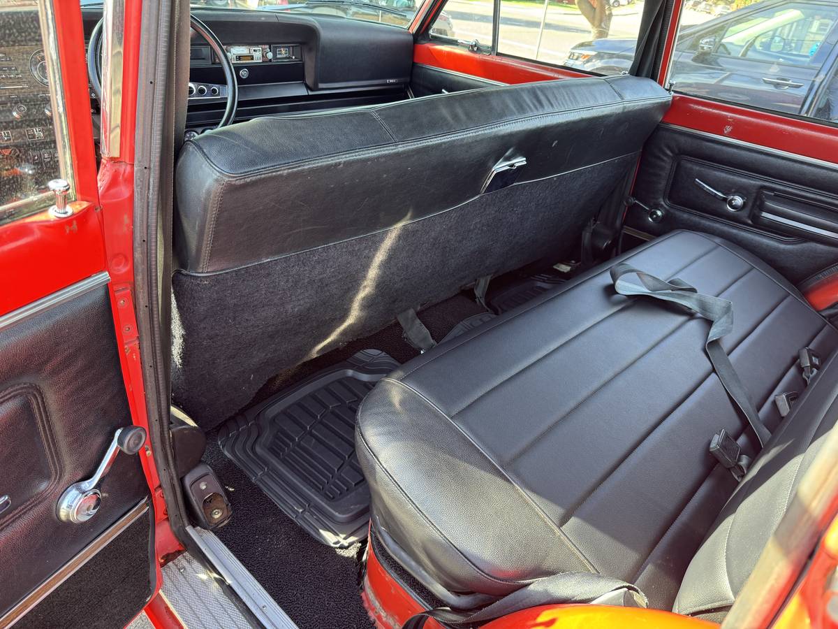 Jeep-wagoneer-1977-4
