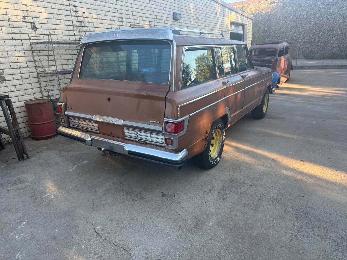 Jeep-wagoneer-1978-brown-7