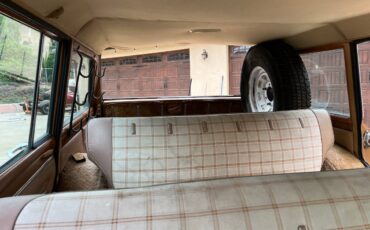 Jeep-wagoneer-1978-orange-11