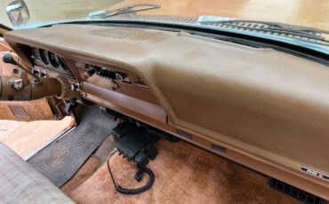 Jeep-wagoneer-1978-orange-29