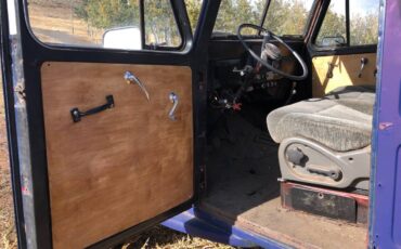 Jeep-willys-overland-4x4-wagon-1957-blue-10