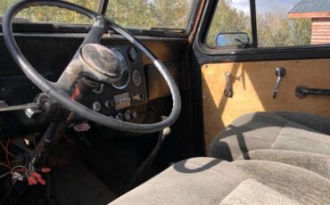 Jeep-willys-overland-4x4-wagon-1957-blue-16